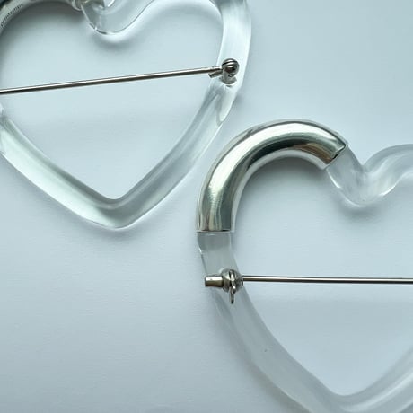 heartcreambrooch clear