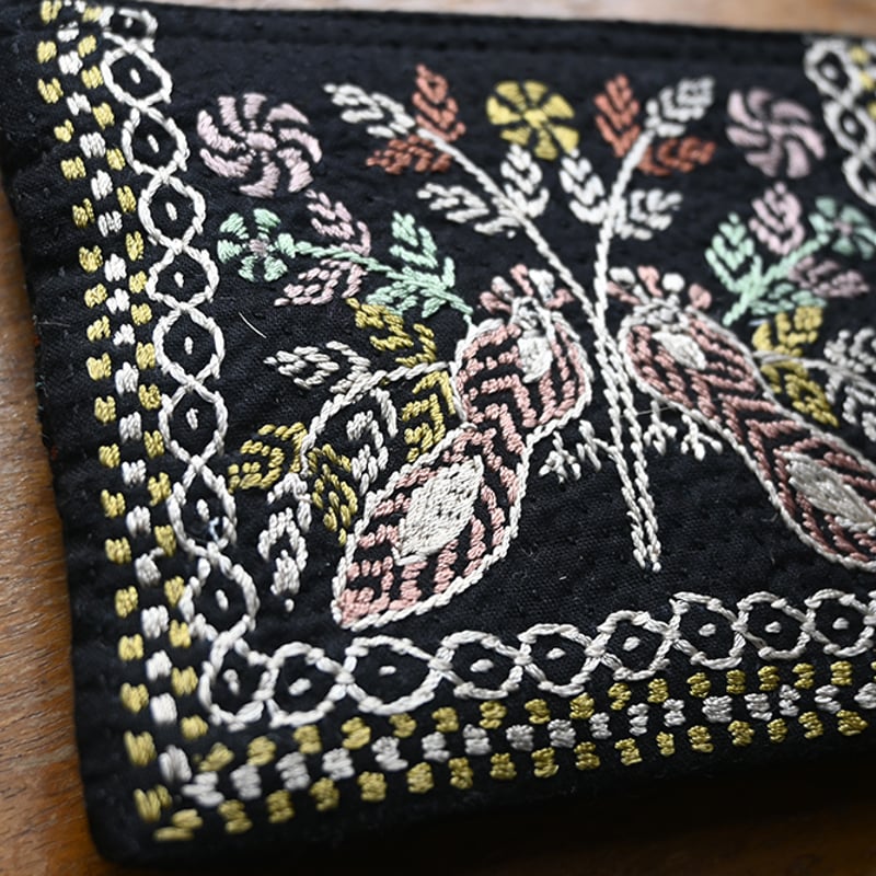 ノクシカタポーチ付きティッシュケース 花と鳥 | 39702 | Craftlink