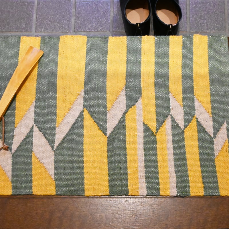 ジュートの幾何学模様ラグマット 黄×緑 | Craftlink オンラインショップ