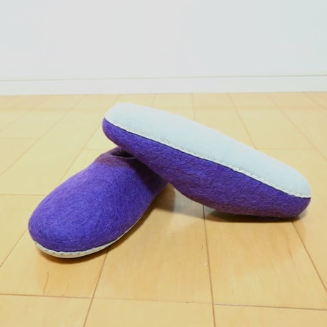 羊毛フェルトのあったかスリッポン（パープル）