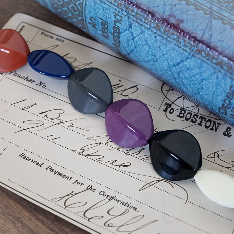 jh64◇4個◇西ドイツヴィンテージビーズ22x20mm フラットオーバル