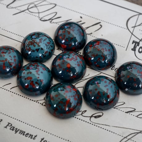 gk35◆2個◆チェコグラスカボション13mm マトリックスブラッドストーン