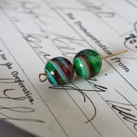 vi0009◆2個◆ジャパンヴィンテージガラスランプワークビーズ9x10mm グリーン色の風鈴ビーズ