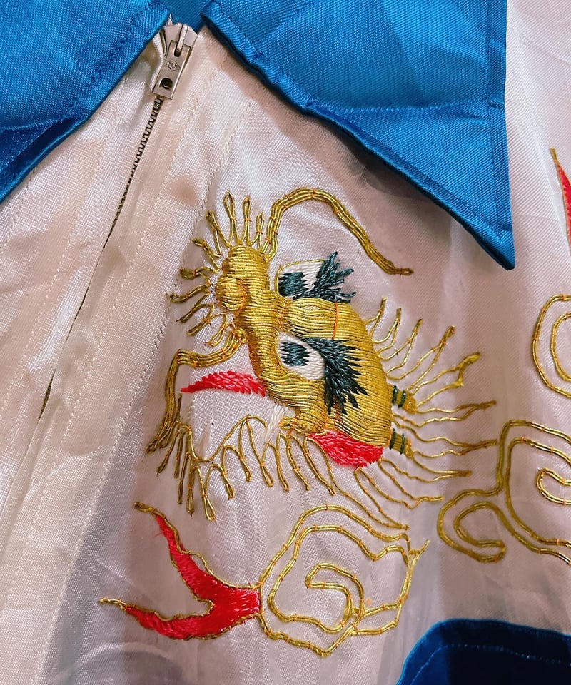 40〜50's vintage embroidery souvenir shirt | WAR