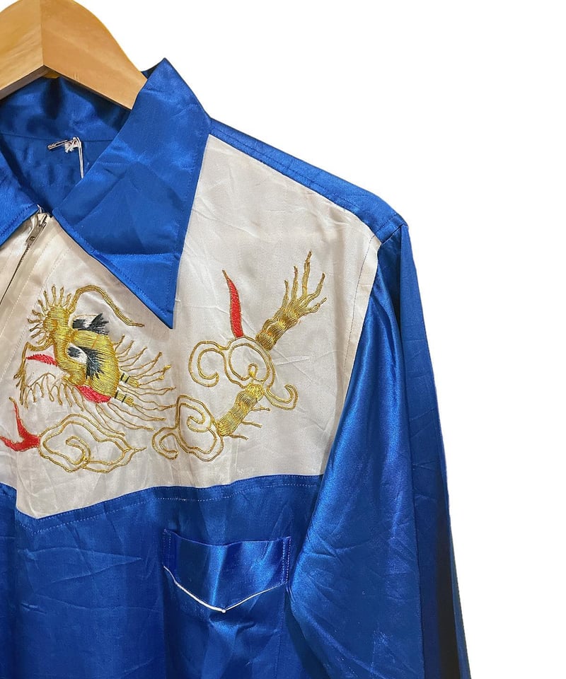 40〜50's vintage embroidery souvenir shirt | WAR
