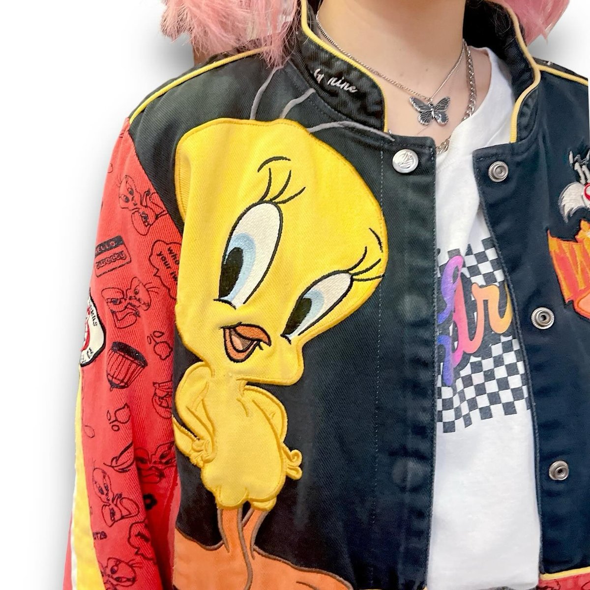 Tweety Bird デニムジャケット 新品タグ付き スパンコールとニコちゃん Tweety Bird デニムジャケット 新品タグ付き スパンコールとニコ