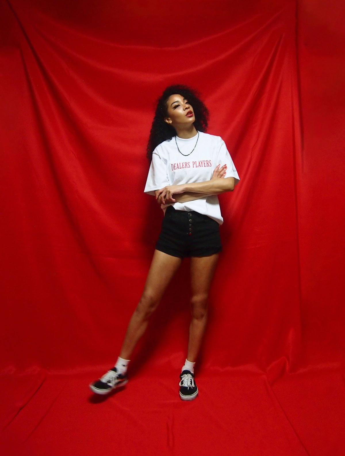 DEALERS PLAYERS/ Embroidered OG T-shirt (White×