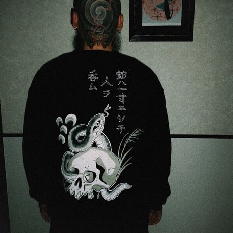 " M6 " Crewneck