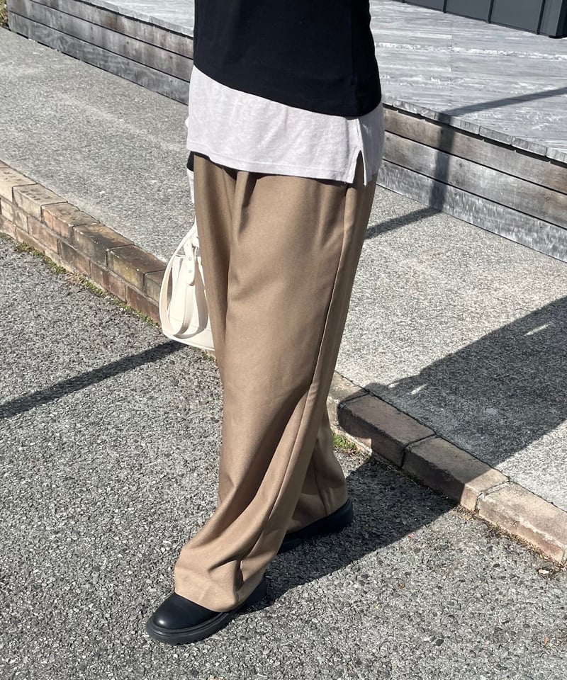 Spring Collection】 Tuck Wide Pants〈2301-220918