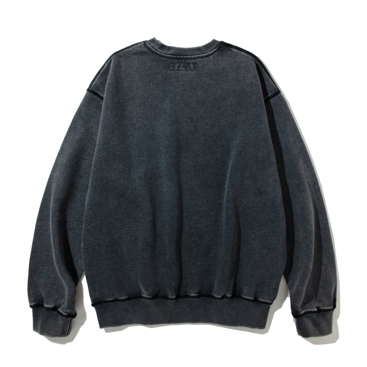 EMBROIDERY USED WASH CREW SWEAT【BLACK】 | One V