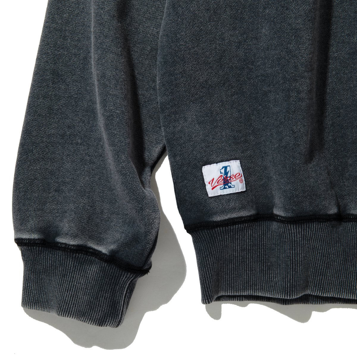 EMBROIDERY USED WASH CREW SWEAT【BLACK】 | One V