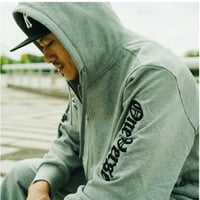 OLD LOGO EMBROIDERY SWEAT ZIP PARKA & PANTS SET UP 【GRAY】