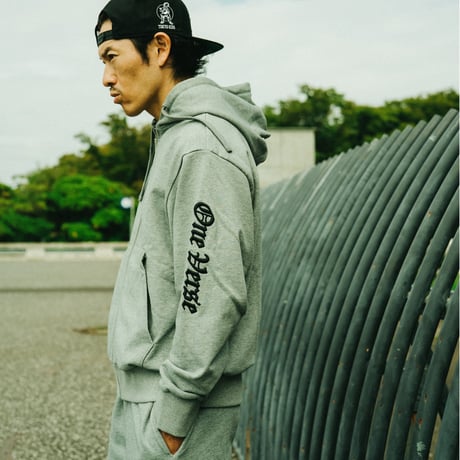 OLD LOGO EMBROIDERY SWEAT ZIP PARKA & PANTS SET UP 【GRAY】
