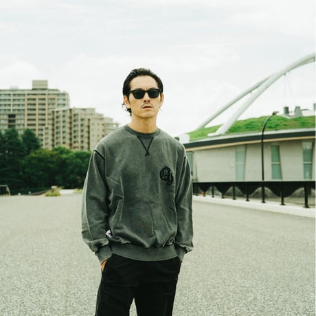 EMBROIDERY USED WASH CREW  SWEAT【BLACK】