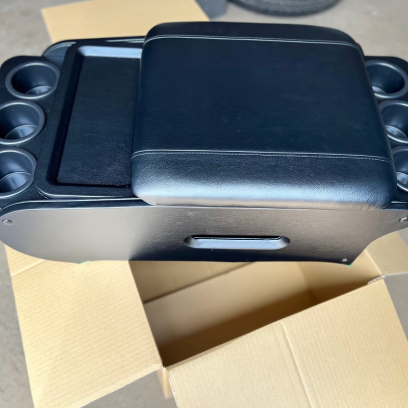 ハイエース ワイド用カスタムクラブオリジナルコンソールボックス リア  