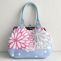 Sparkle菊柄あおりがま口バッグ・スカイブルー