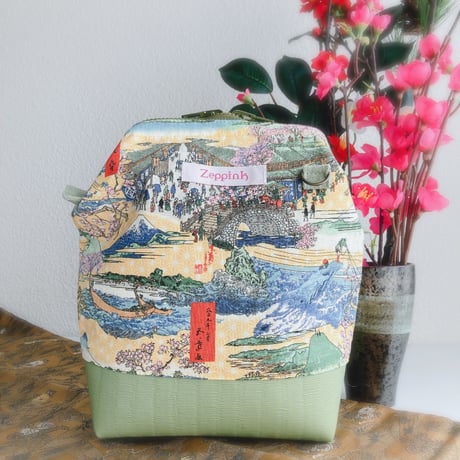 浮世絵風・春の風景柄(黄色)ワイヤー口金ショルダーバッグ