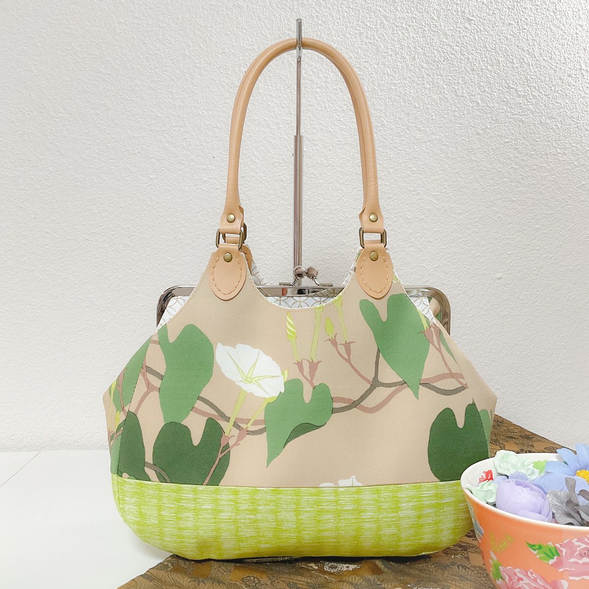 夜の顔(麹色)あおりがま口バッグ | Zeppink