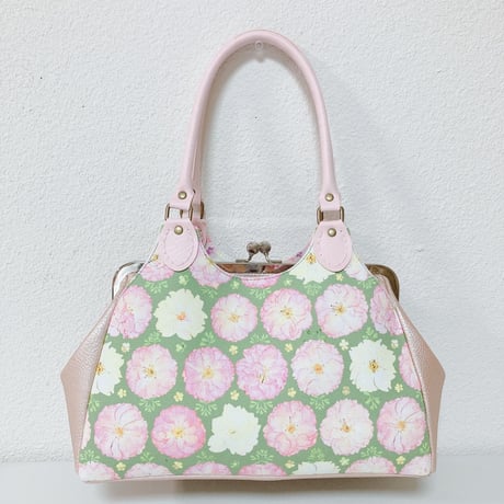 ぼたん桜ポケットがま口バッグ・しとやか