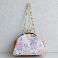 ポップ鳥獣戯画柄がま口バッグ(パープル×オレンジ)