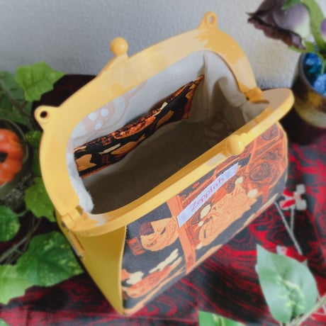 あやかし鯛焼きプラスチック口金がま口バッグ