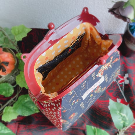 あやかしレトロモダンプラスチック口金がま口バッグ