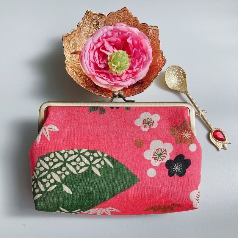 通帳ケース　花柄 がま口 ポーチ 通帳ケース ボタニカルフラワー おしゃれ 花柄