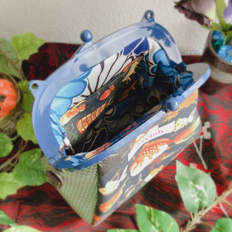 あやかし金魚プラスチック口金がま口バッグ