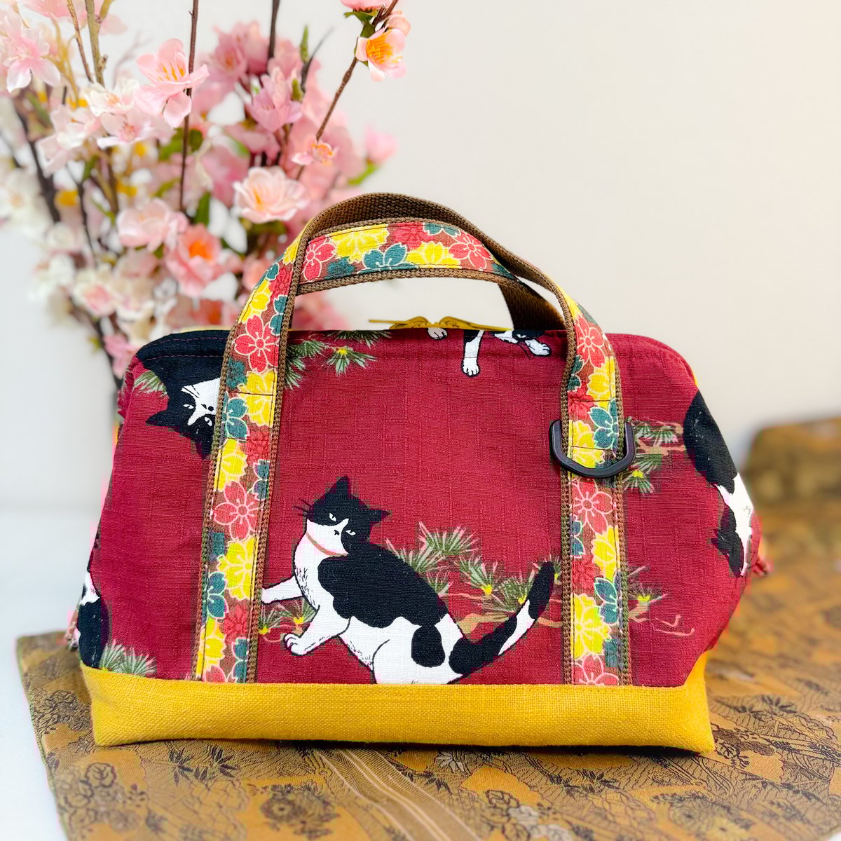 松猫(レッド)ワイヤー口金ショルダーバッグ | Zeppink