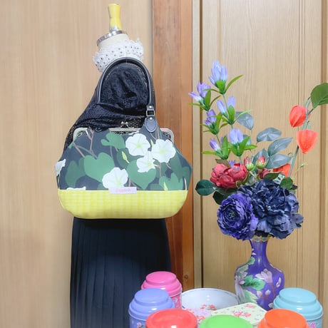 夜の顔(漆黒)あおりがま口バッグ
