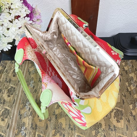 Sparkle菊柄あおりがま口バッグ・イエロー