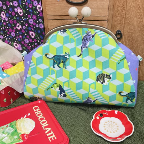 Cat&Stepsがま口バッグ(グリーン)