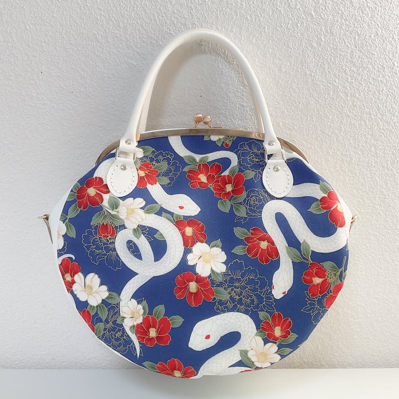 白蛇(ブルー)がま口バッグ | Zeppink