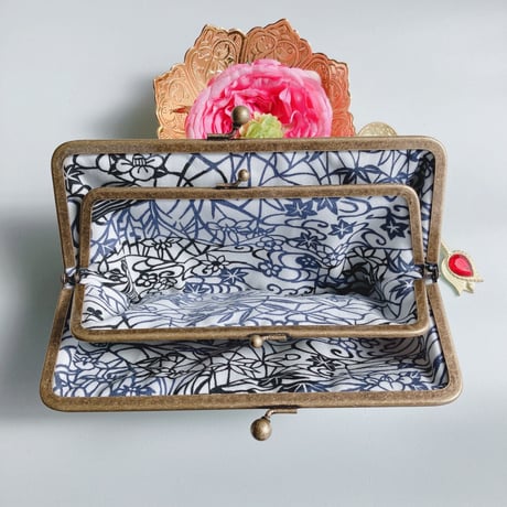 【1ppink】親子がま口ポーチ(薄緑組紐刺繍)