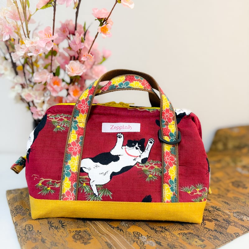 松猫(レッド)ワイヤー口金ショルダーバッグ | Zeppink