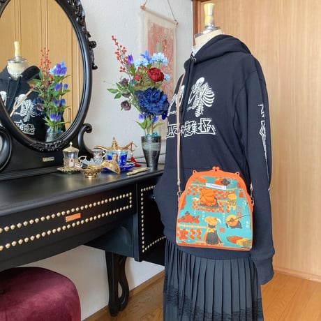 あやかし柿プラスチック口金がま口バッグ