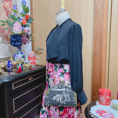 鳥獣戯画柄がま口バッグ(茶)