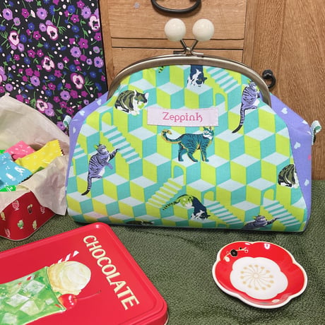 Cat&Stepsがま口バッグ(グリーン)