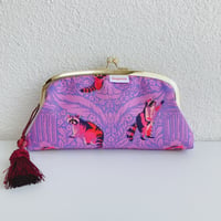 Animal・アライグマ(purple)がま口ポーチ