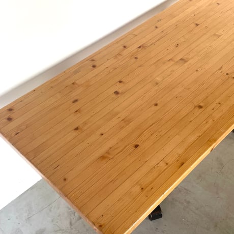 Rectangle Table  for "Les Arcs" / Charlotte Perriand