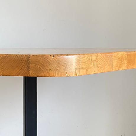 Hexagonal Table for "Les Arcs" / Charlotte Perriand