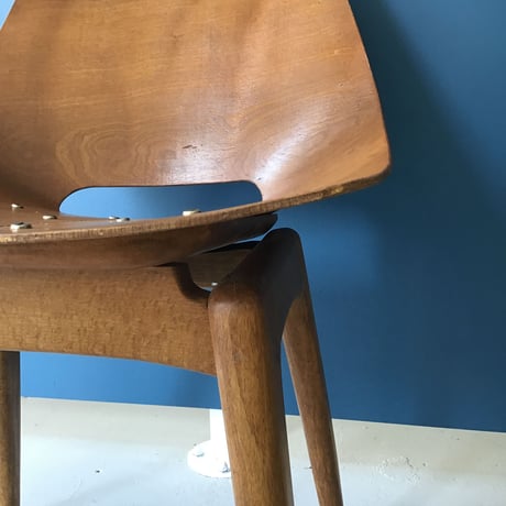 Amsterdam (Tonneau) Chair-Wood Leg / Pierre Guariche