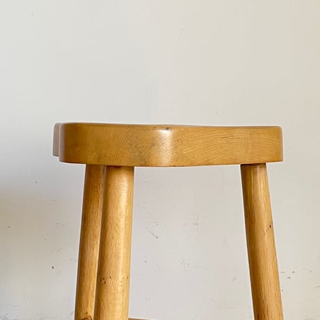 Free form Stool-B / Rene Martin