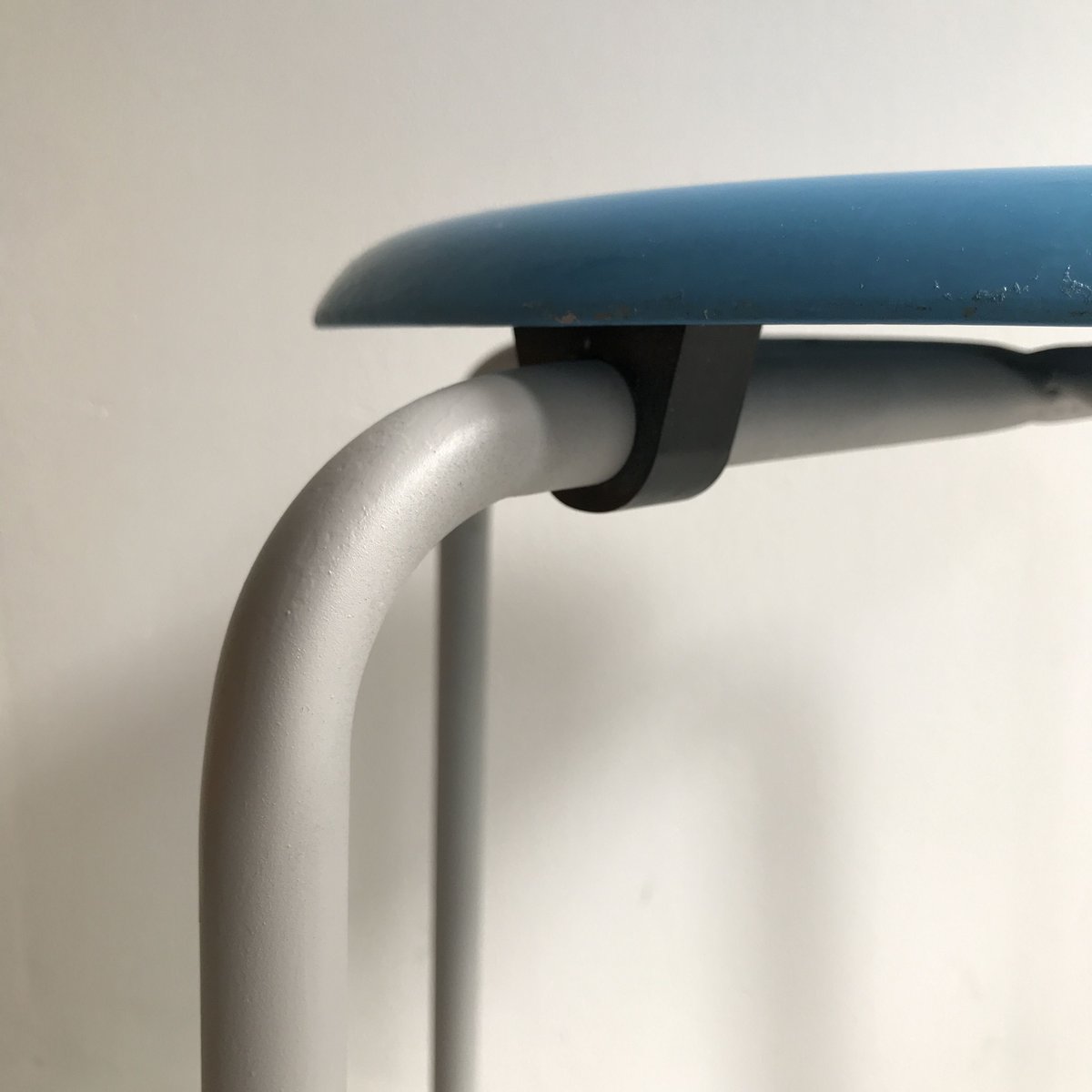 コトブキ FRPスツール -2 / 1970s | CONTOUR