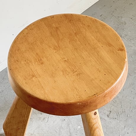 Sandoz Stool - Les Arcs ver. / Charlotte Perriand