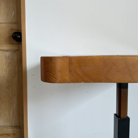 Adjustable Square Table-(ca,1976) / Charlotte Perriand for Les Arcs