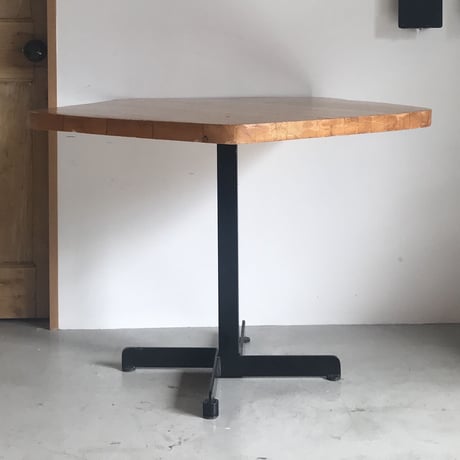 ［※PRICE/ASK］Pentagon Table for "Arcs1800" / Charlotte Perriand