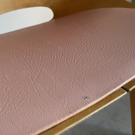 Tonneau Chair-Wood Leg-Pink Seat / Pierre Guariche-2