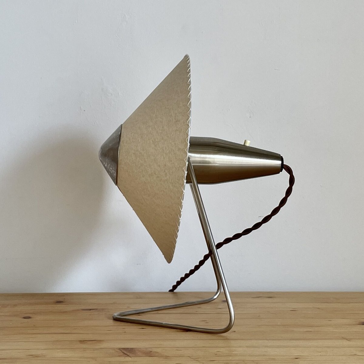 N-30 “Chinese Woman”Lamp-2 (Steel)/ Helena Fra N-30 “Chinese Woman”Lamp-2 (Steel)/ Helena Fra