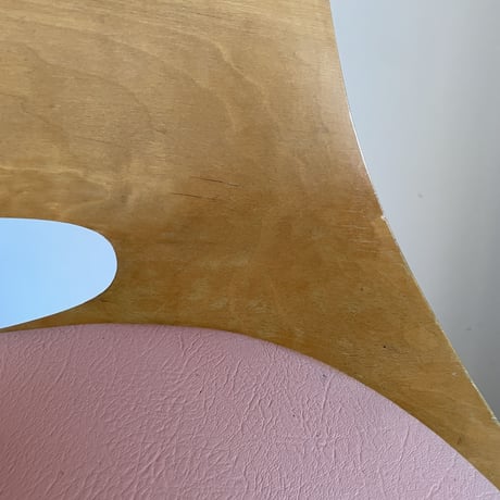 Tonneau Chair-Wood Leg-Pink Seat / Pierre Guariche-2